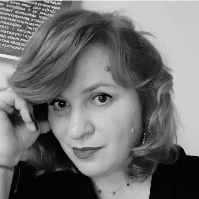 Попова Сніжана Григорівна